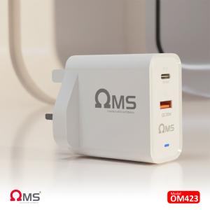 OM423 DUAL PORT SUPER FAST CHARGER 20W 25W